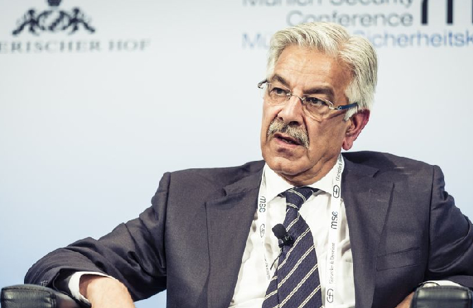 Pakistan Savunma Bakanı direkt Afganistan’ı suçladı