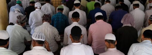 Hindistan’da 600 yıllık cami kundaklandı