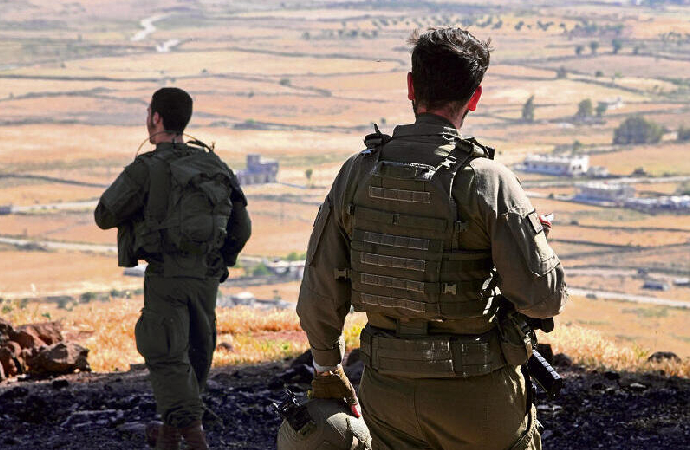 Suriye’de bir köyü basan İsrail askerleri, sivillere ateş açtı