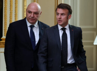 Paris, Lübnan konusunda tedirgin