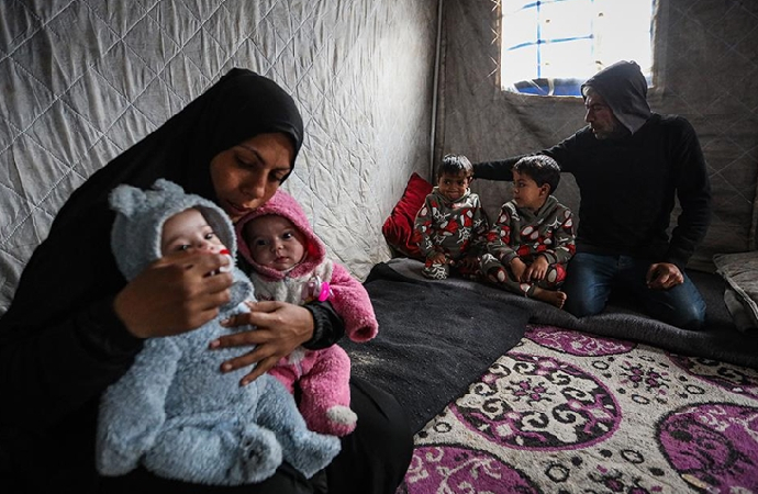 Gazze’de çadırlarda hayatta kalma savaşı