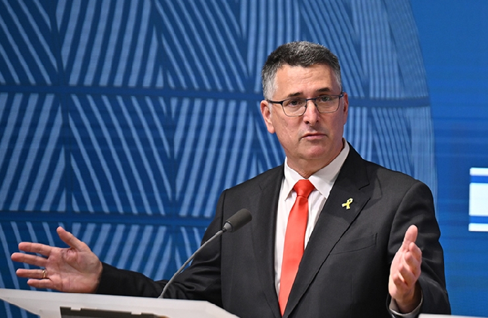 Siyonist Bakan: Suriye’den toprak istemiyoruz, isteseydik alırdık!