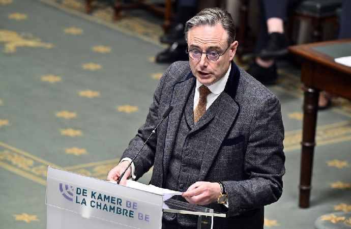 Belçika Başbakanı: ABD güçlü olabilir ama biz de köle değiliz