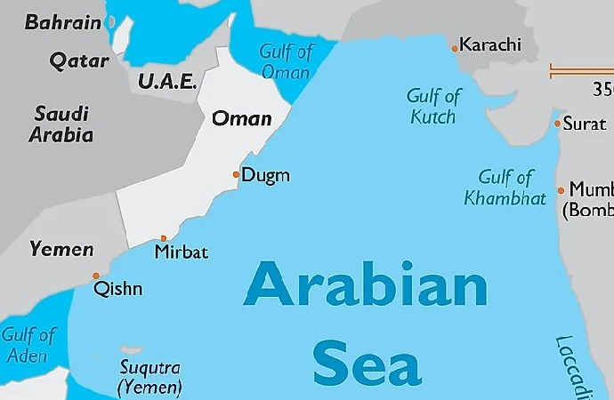 Suudi Arabistan savaş gemilerini harekete geçirdi