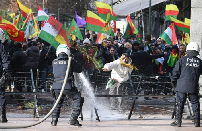 YPG/SDG yandaşları, Avrupa’nın desteğini sürdürmesi için eylemde