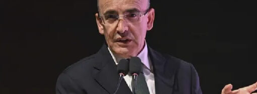 Maliye Bakanı Londra’dan New York’a geçiyor