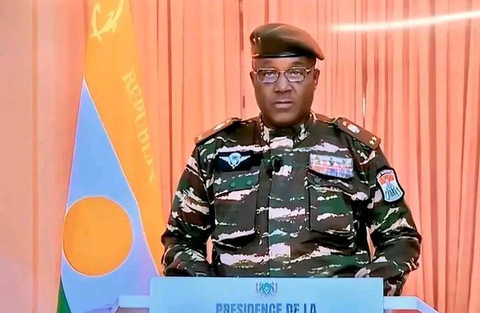 Nijer Cumhurbaşkanı: Ülkemize saldırının arkasında Fransa var