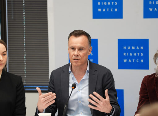 İnsan Hakları Örgütü, demokrasileri birleşmeye çağırdı