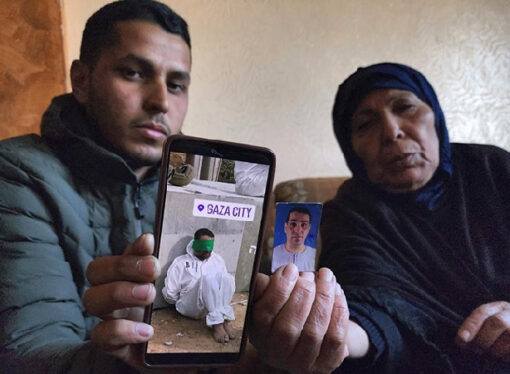 İsrail’de “Satılık Filistinli” diye etiketlenen oğlunu arıyor