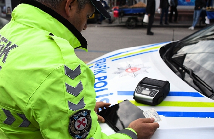 Yeni trafik kanunu ile cezalar artırıldı