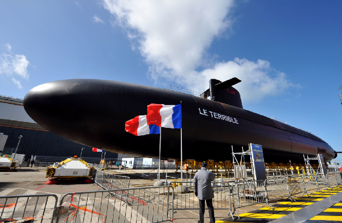 Fransa’nın nükleer silaha sahip olmasına bir engel yok