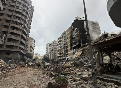 Lübnan’da bir sağlık tesisi ve ‘silahsız’ sağlıkçılar hedef alındı