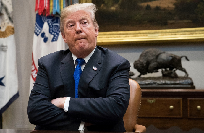 ABD’li senatör: Önceki başkanlar böyle bir savaşı başlatacak kadar aptal olmadı