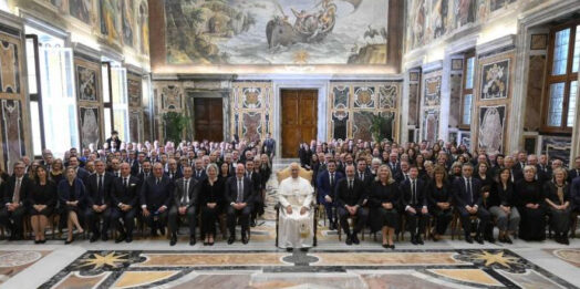 Papa, Trump’a karşı Avrupa’nın yanında