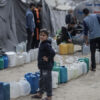 Gazze’de 500 bin kişi içme suyundan mahrum edildi
