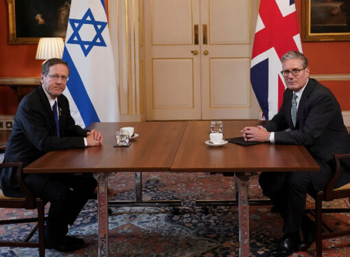 İngiliz medyası Gazze soykırımını aklamaya çalışıyor