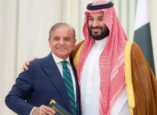 BAE Pakistan’ı sıkıştırdı, Suud 3 milyar dolar destek çıktı