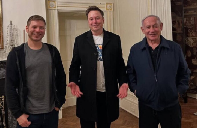 Bannon: Netanyahu’nun oğlunu ön cepheye sürün