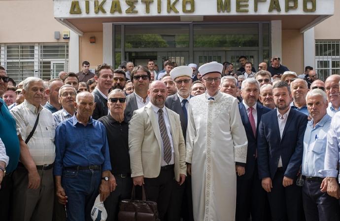 Yunanistan’ın atadığı müftüleri camiye sokmayanlara ceza