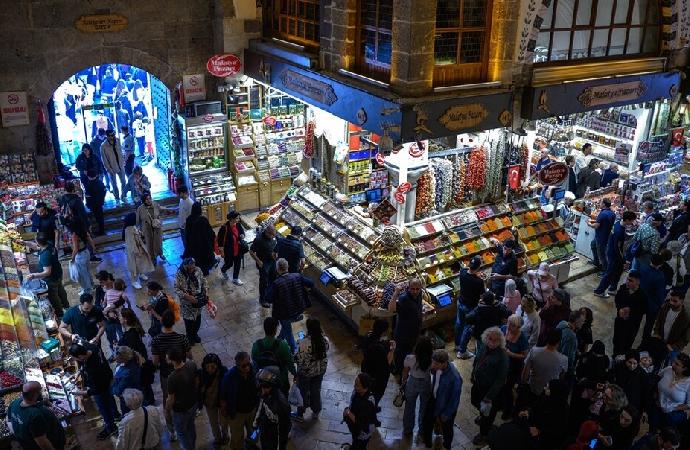 400 yıla varan tarihiyle İstanbul’un ticari hafızası: Mısır çarşısı