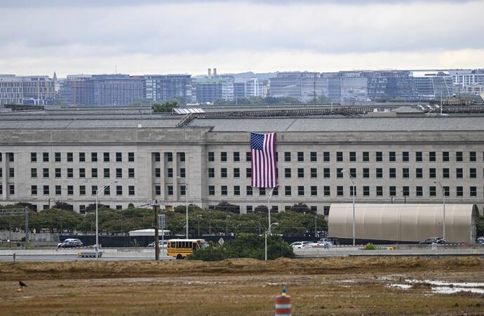 Pentagon’da “tehlikeli madde alarmı”