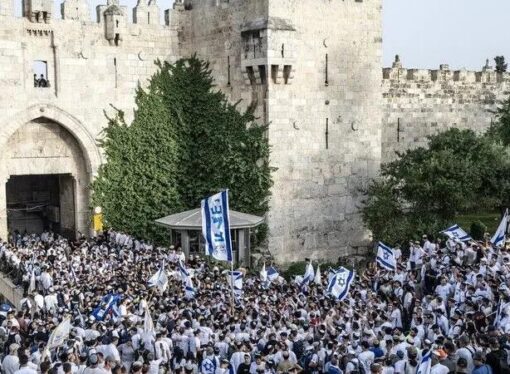 Şeyh İkrime Sabri: “İslam ülkeleri” sorumluluklarını üstlensin