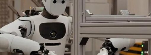“İnsansı robotlar”, “robot okullarında” işe hazırlanıyor