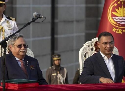 Bangladeş Cumhurbaşkanı istifa ederek görevden ayrıldı