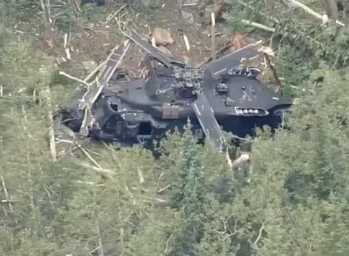 Pentagon’a ait Black Hawk ABD’de düştü