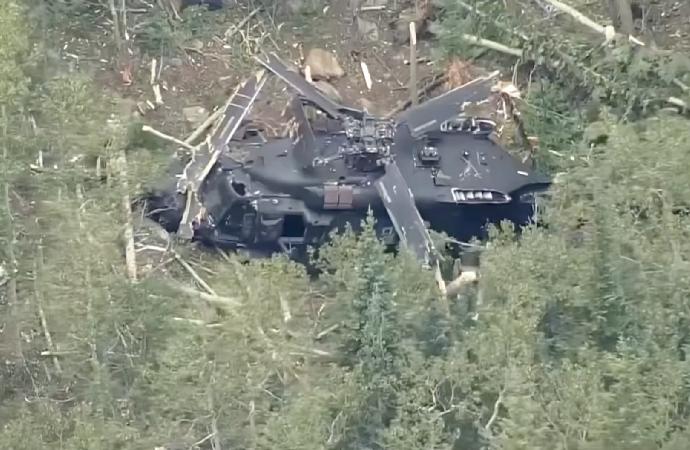 Pentagon’a ait Black Hawk ABD’de düştü