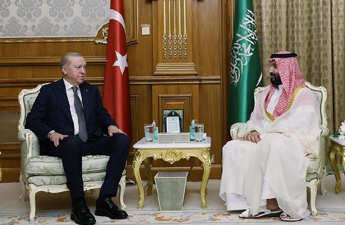 Erdoğan Arap medyasına Mekke Anlaşmasını anlattı