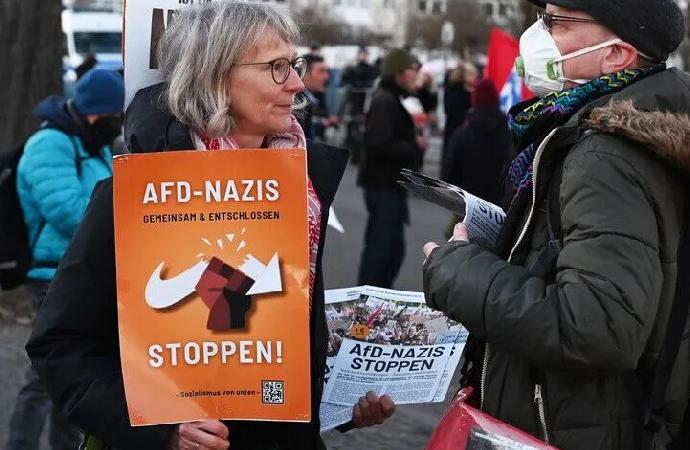 AfD, Almanya’da köklü değişimi savunuyor