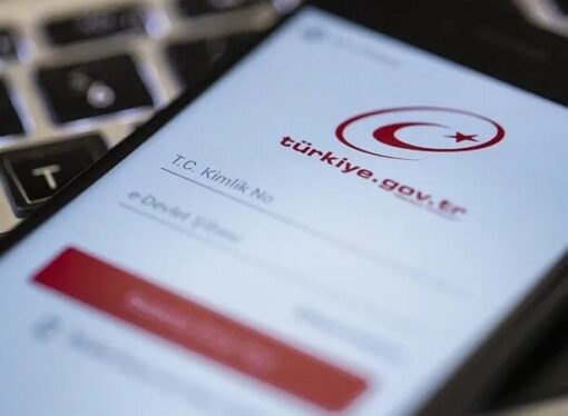 Sosyal medya için “yaş doğrulama” zorunluluğu