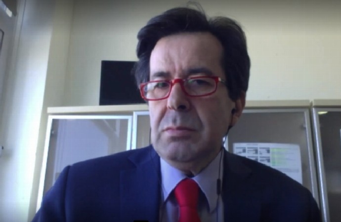 Prof. Hasan Ünal: Yol yakınken geri dönülmeli