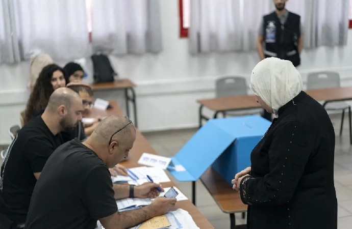 İşgal rejiminde seçimlere yüksek katılım