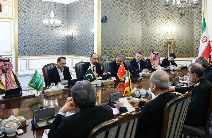 Tahran’da “Mekke Anlaşması” görüşüldü