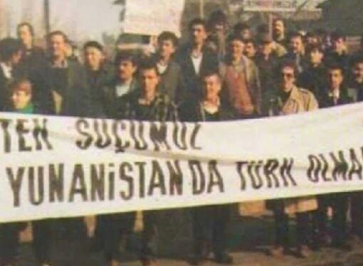 Yunanistan, Batı Trakya Türklerinin okullarını kapattı